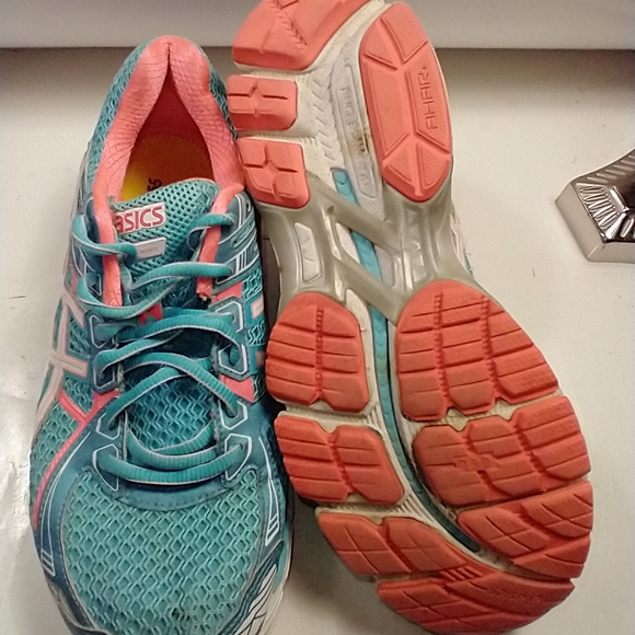 Asics GT 2000 2 Running Shoes Women's sz 9 - Picture 12 of 14